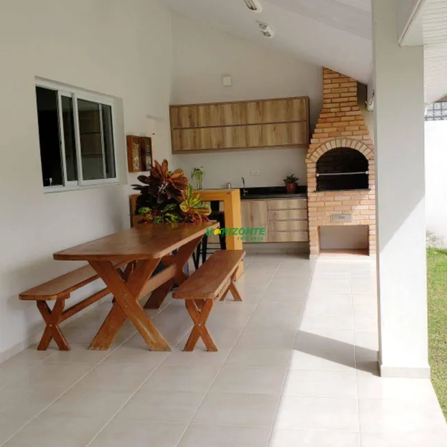 Foto 1 de Casa de Condomínio com 3 Quartos à venda, 237m² em Urbanova, São José dos Campos