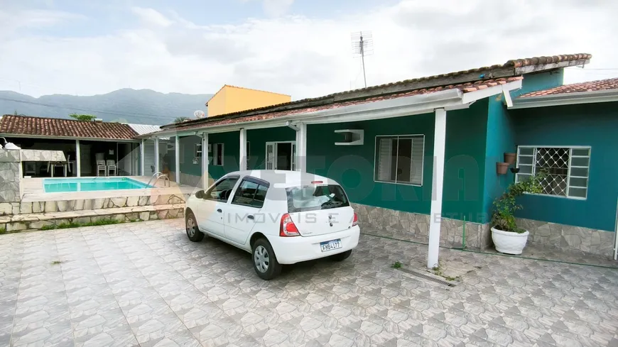 Foto 1 de Casa com 3 Quartos à venda, 130m² em Jardim Tarumas, Caraguatatuba