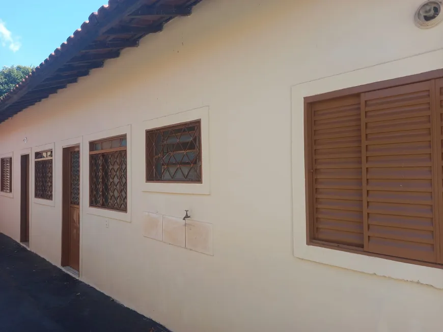 Foto 1 de Casa com 2 Quartos à venda, 58m² em Parque Santa Edwiges, Bauru