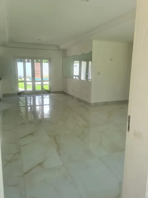 Foto 1 de Casa com 3 Quartos à venda, 250m² em Fazenda Ilha, Embu-Guaçu