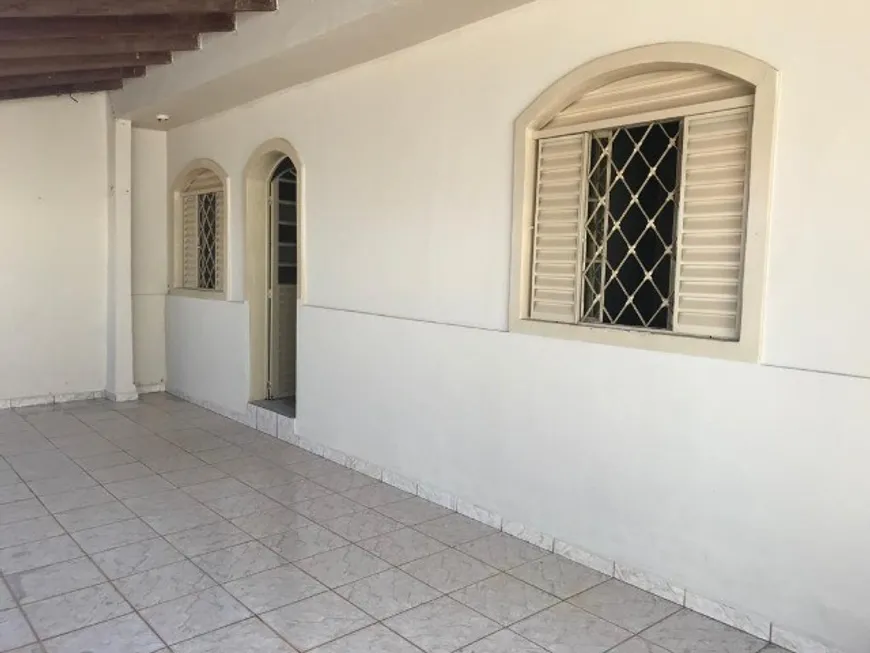 Foto 1 de Casa com 5 Quartos à venda, 300m² em Núcleo Habitacional Novo Gama, Novo Gama