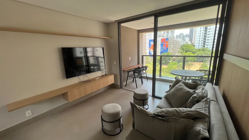 Foto 1 de Apartamento com 1 Quarto à venda, 55m² em Vila Nova Conceição, São Paulo