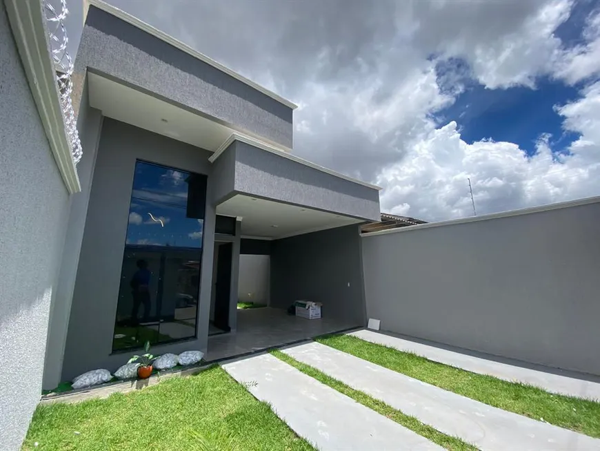 Foto 1 de Casa com 3 Quartos à venda, 122m² em Setor Andreia, Goiânia