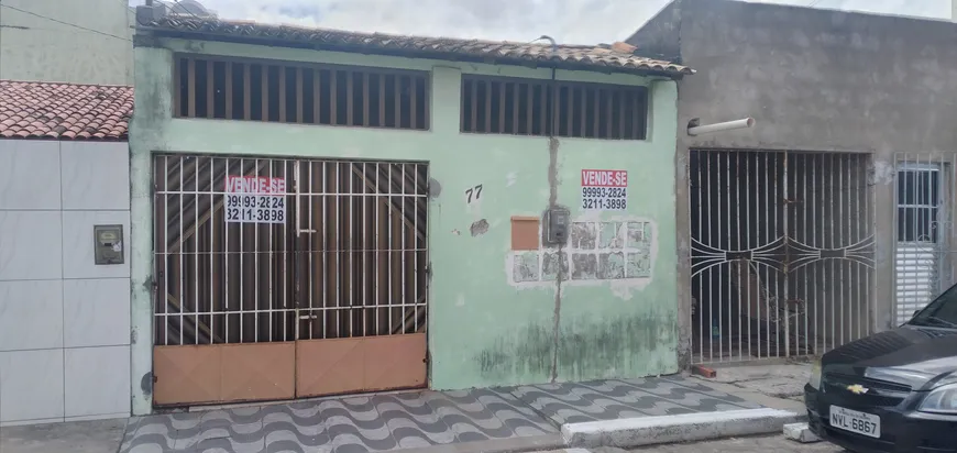 Foto 1 de Casa com 2 Quartos à venda, 70m² em Olaria, Aracaju