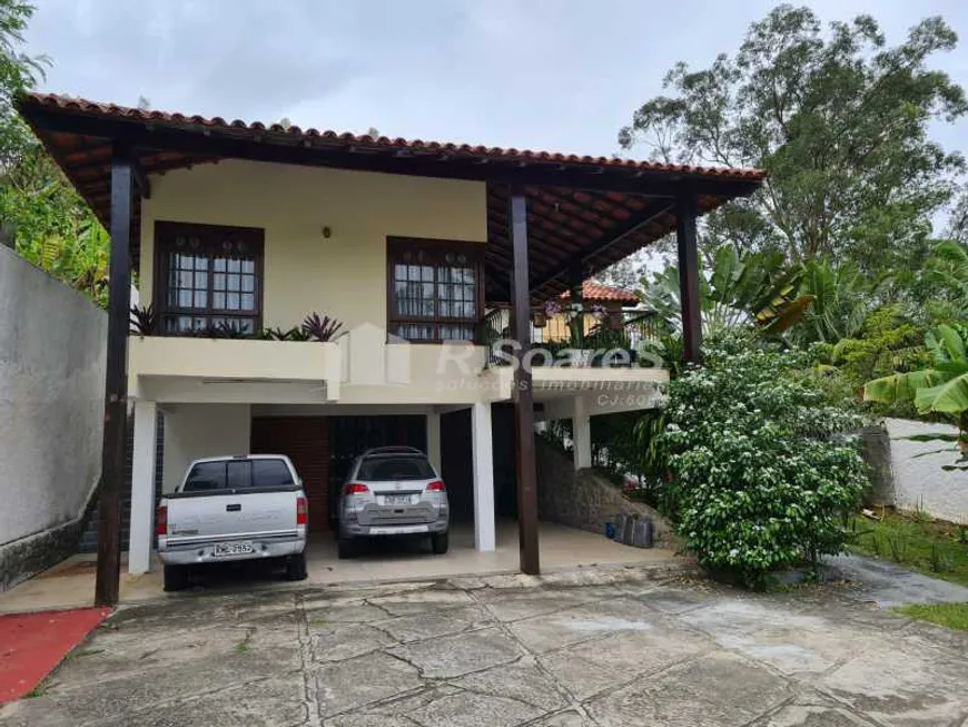 Foto 1 de Casa de Condomínio com 3 Quartos à venda, 396m² em Freguesia- Jacarepaguá, Rio de Janeiro