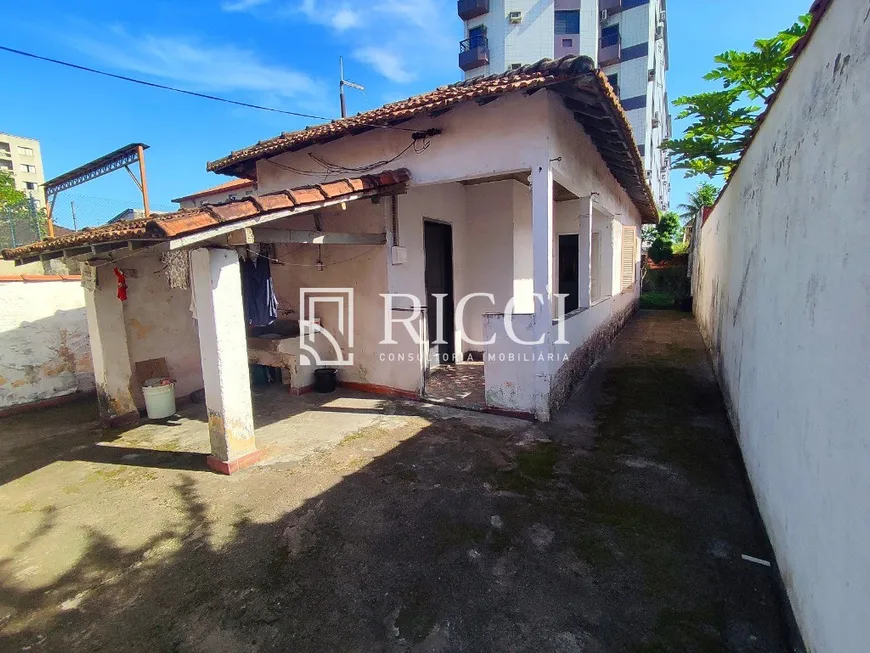 Foto 1 de Lote/Terreno à venda, 328m² em Estuario, Santos