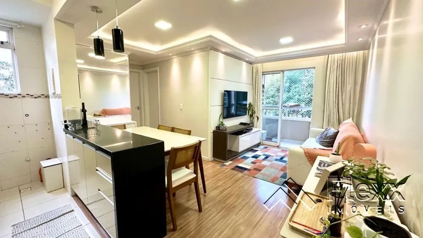 Foto 1 de Apartamento com 2 Quartos à venda, 46m² em Uberaba, Curitiba