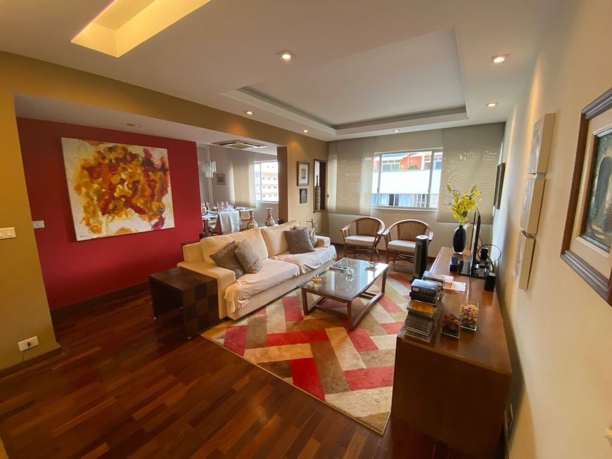 Foto 1 de Apartamento com 2 Quartos à venda, 110m² em Laranjeiras, Rio de Janeiro