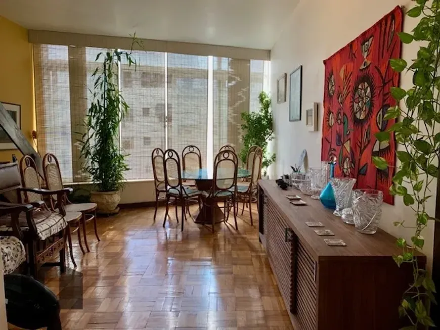 Foto 1 de Apartamento com 3 Quartos à venda, 182m² em Copacabana, Rio de Janeiro