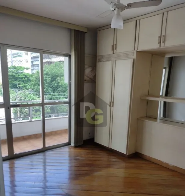 Foto 1 de Apartamento com 3 Quartos para alugar, 110m² em Icaraí, Niterói