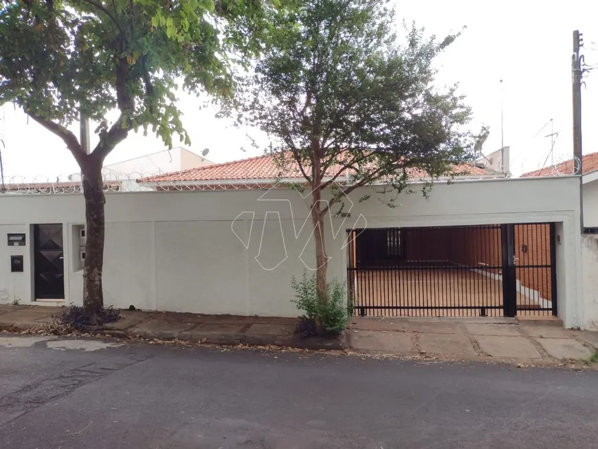 Foto 1 de Casa com 3 Quartos à venda, 474m² em Centro, Araraquara