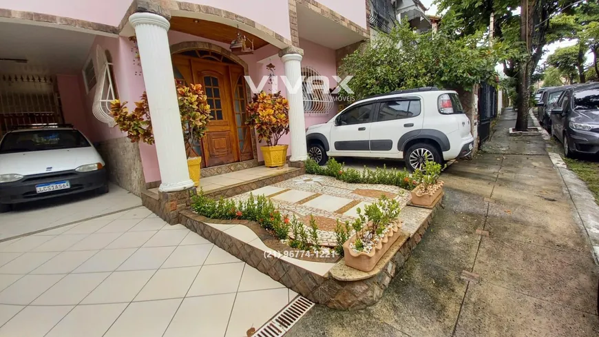 Foto 1 de Casa com 4 Quartos à venda, 208m² em Lins de Vasconcelos, Rio de Janeiro