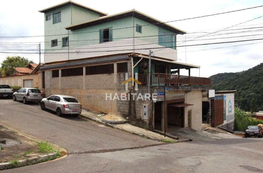 Foto 1 de Casa com 4 Quartos à venda, 385m² em Centro, Ibirite