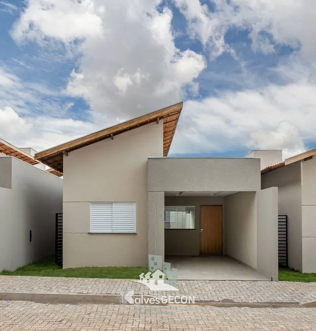 Foto 1 de Casa com 3 Quartos à venda, 89m² em Recanto dos Pássaros, Campo Grande
