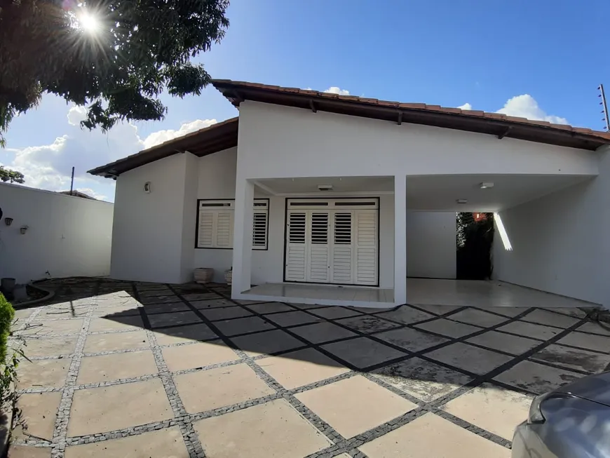 Foto 1 de Casa com 3 Quartos à venda, 250m² em São João, Teresina