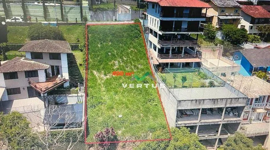 Foto 1 de Lote/Terreno à venda, 400m² em Tijuca, Teresópolis