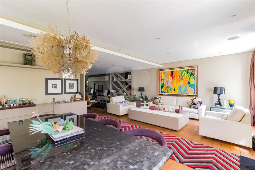 Foto 1 de Casa de Condomínio com 4 Quartos à venda, 455m² em Brooklin, São Paulo