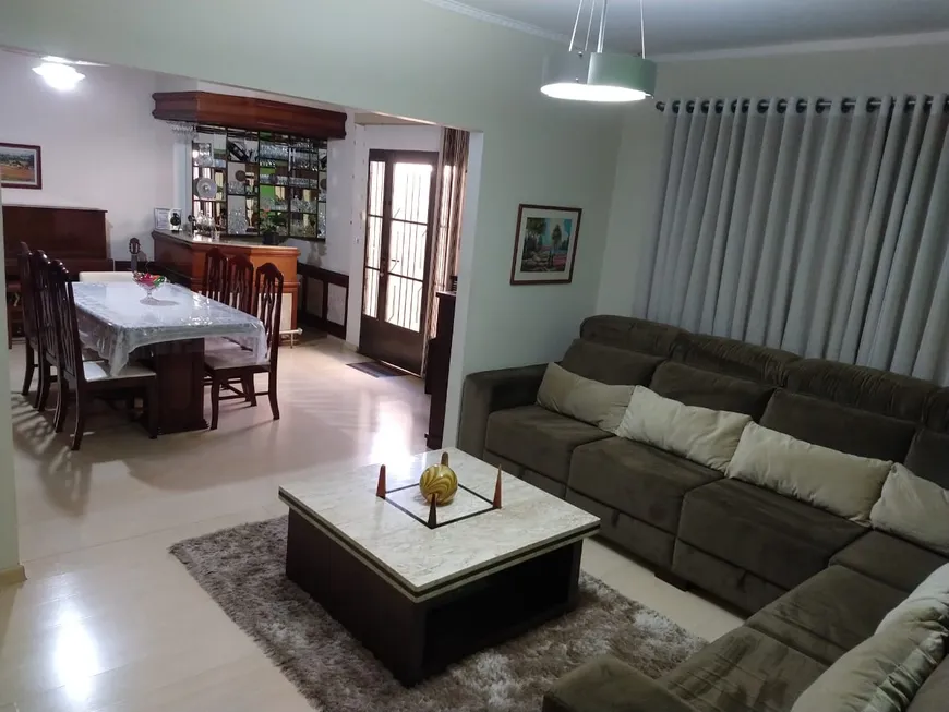 Foto 1 de Casa com 3 Quartos à venda, 200m² em Vila Mariana, Bauru