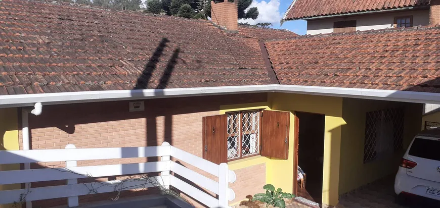 Foto 1 de Casa com 3 Quartos à venda, 144m² em Vila Matilde, Campos do Jordão