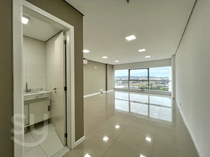 Foto 1 de Sala Comercial para alugar, 41m² em Cristal, Porto Alegre