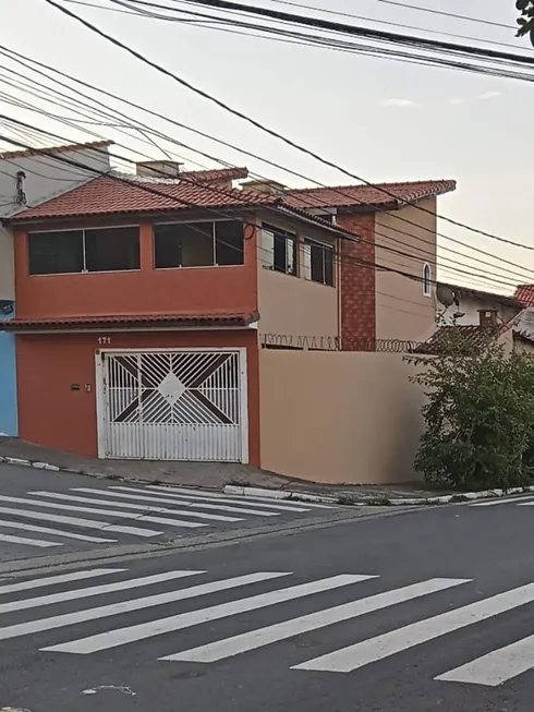 Foto 1 de Sobrado com 3 Quartos à venda, 100m² em Vila Curuçá, São Paulo