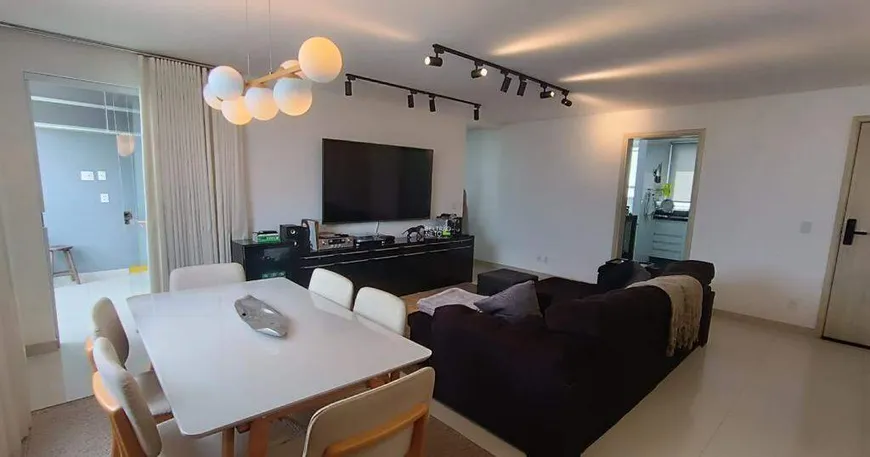 Foto 1 de Apartamento com 3 Quartos à venda, 95m² em Buritis, Belo Horizonte