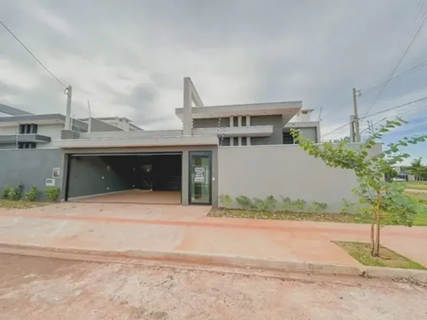Foto 1 de Casa com 3 Quartos à venda, 190m² em Belvedere, Montes Claros