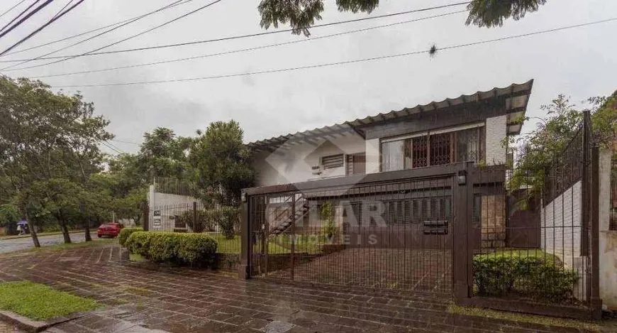 Foto 1 de Apartamento com 4 Quartos para alugar, 327m² em Chácara das Pedras, Porto Alegre