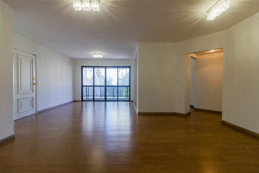 Foto 1 de Apartamento com 3 Quartos à venda, 121m² em Vila Andrade, São Paulo