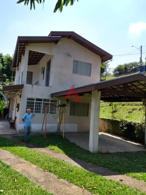 Foto 1 de Fazenda/Sítio com 3 Quartos à venda, 150m² em , Jambeiro