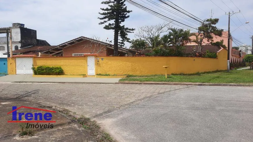 Foto 1 de Casa com 5 Quartos à venda, 183m² em Jardim Iberá, Itanhaém