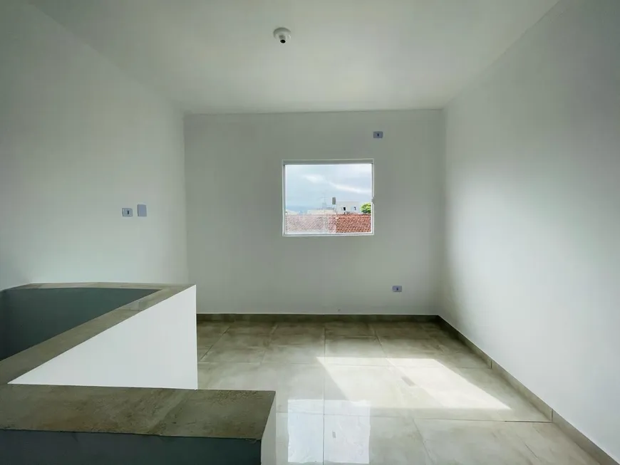 Foto 1 de Casa de Condomínio com 2 Quartos à venda, 47m² em Nova Mirim, Praia Grande