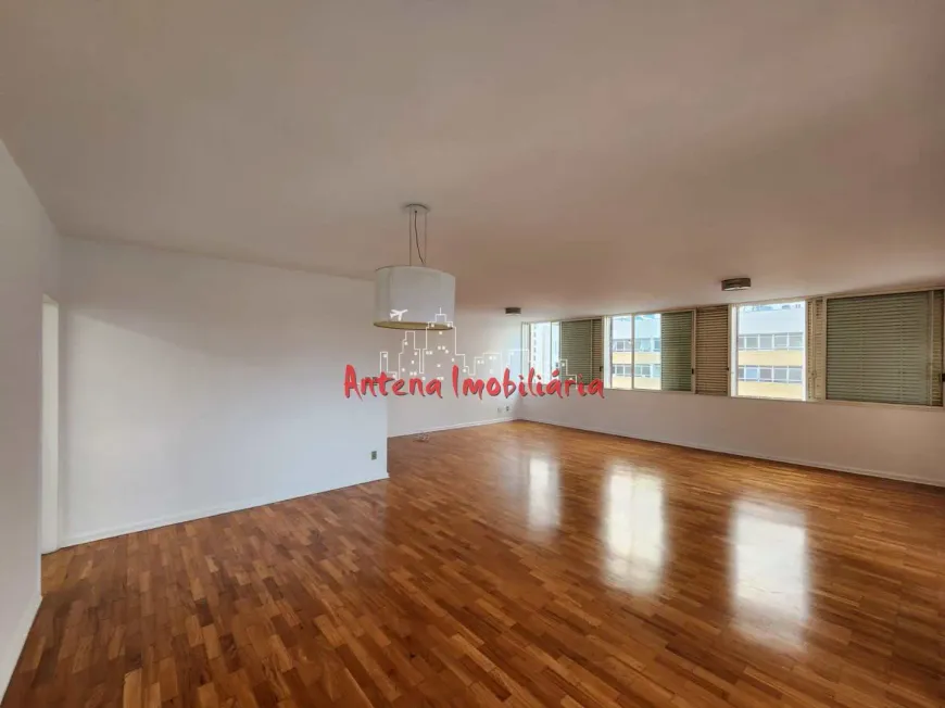 Foto 1 de Apartamento com 3 Quartos para venda ou aluguel, 210m² em Higienópolis, São Paulo