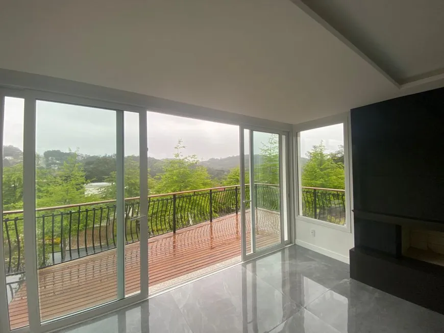 Foto 1 de Casa com 4 Quartos à venda, 274m² em Centro, Gramado