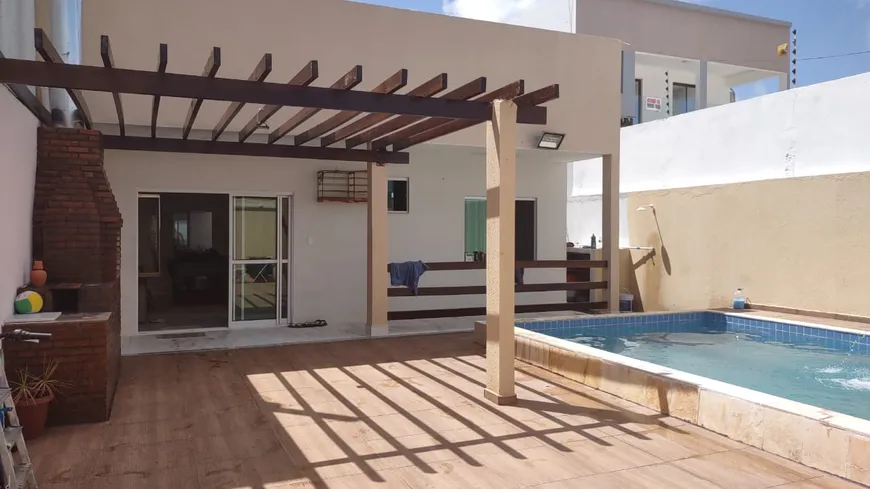 Foto 1 de Casa com 3 Quartos à venda, 140m² em Atalaia, Aracaju