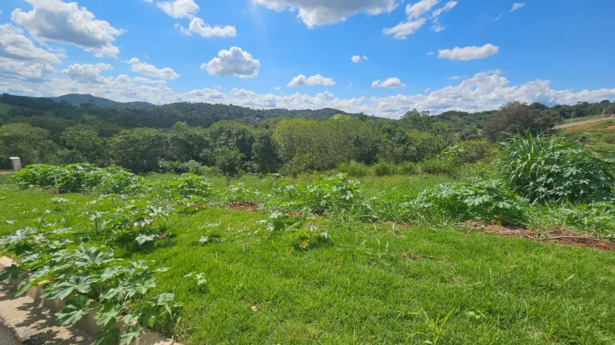 Foto 1 de Lote/Terreno à venda, 382m² em Cachoeira , Atibaia