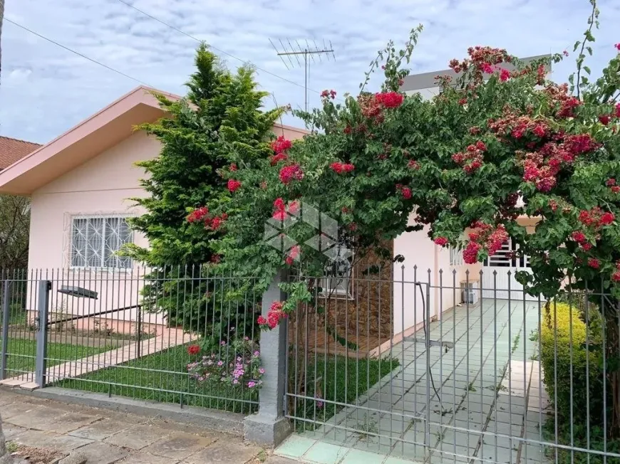 Foto 1 de Casa com 3 Quartos à venda, 139m² em Planalto, Carlos Barbosa