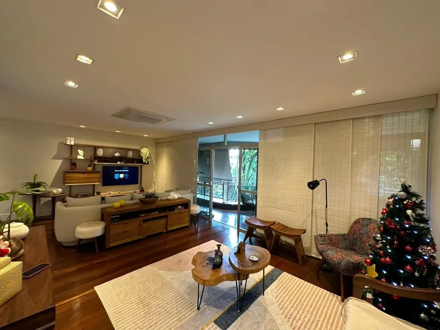 Foto 1 de Apartamento com 3 Quartos à venda, 150m² em Barra da Tijuca, Rio de Janeiro