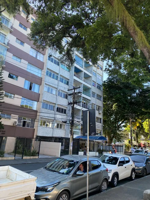 Foto 1 de Apartamento com 5 Quartos para alugar, 232m² em Nazaré, Salvador