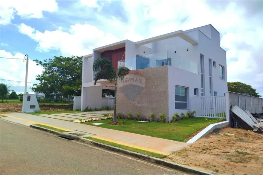 Foto 1 de Casa de Condomínio com 4 Quartos à venda, 153m² em VALE DO PIUM, Nísia Floresta