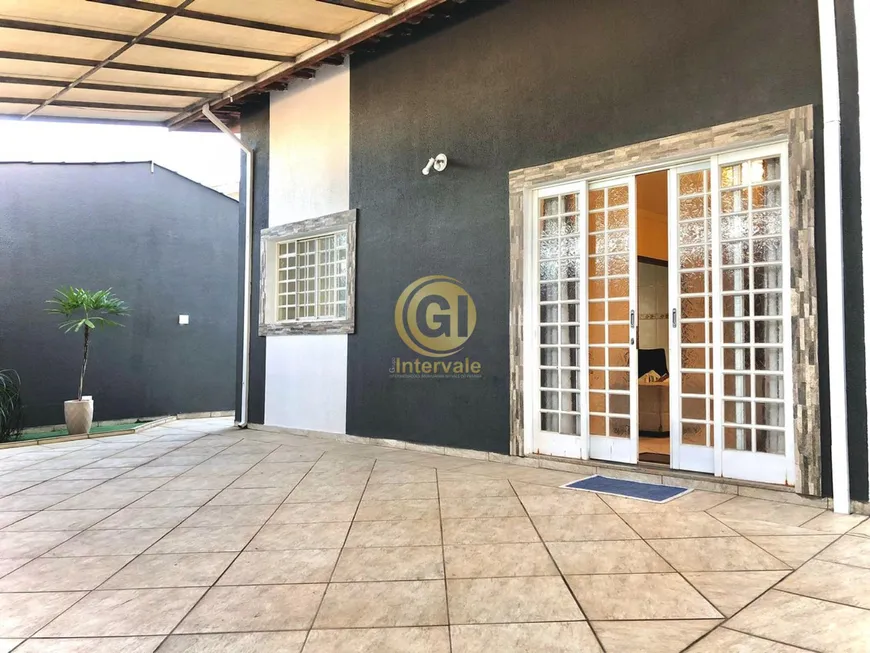 Foto 1 de Casa com 3 Quartos à venda, 105m² em Jardim Continental I, Taubaté