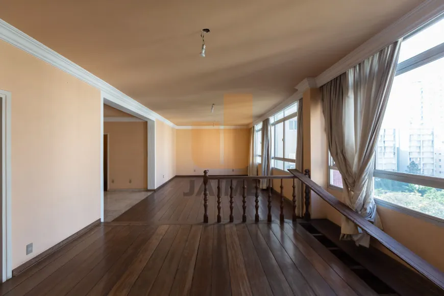 Foto 1 de Apartamento com 4 Quartos à venda, 220m² em Higienópolis, São Paulo