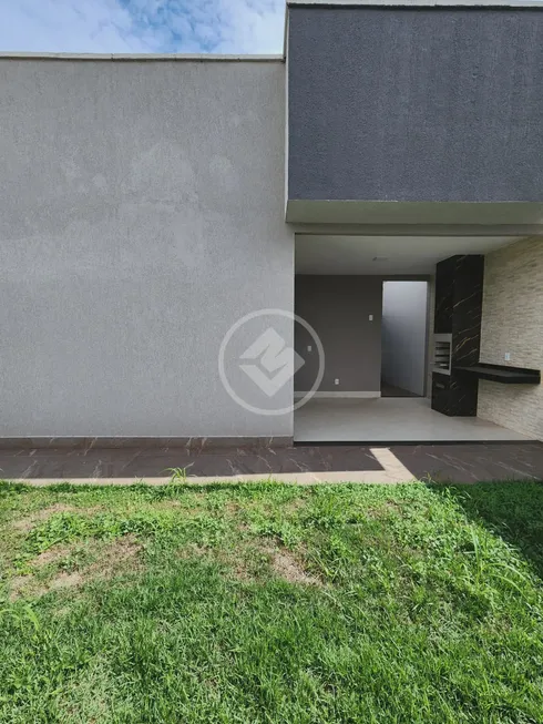 Foto 1 de Casa com 3 Quartos à venda, 79m² em Parque Oeste Industrial, Goiânia