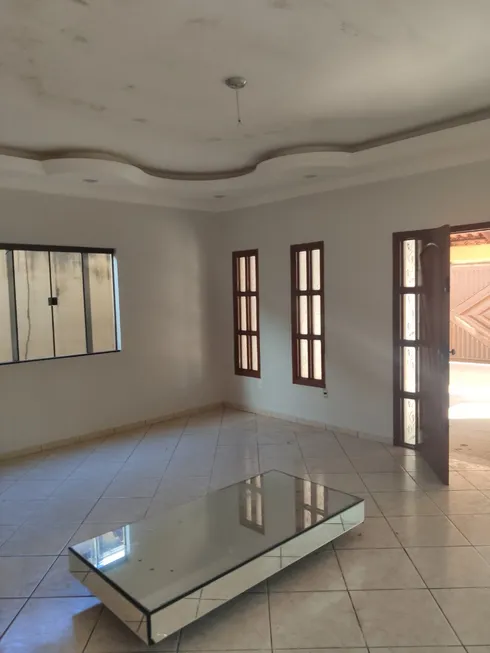 Foto 1 de Casa com 3 Quartos à venda, 300m² em Jardim América, Anápolis