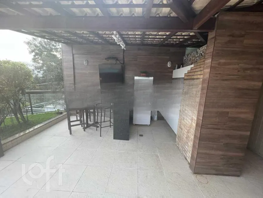Foto 1 de Apartamento com 1 Quarto à venda, 350m² em Recreio Dos Bandeirantes, Rio de Janeiro