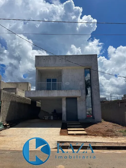 Foto 1 de Casa de Condomínio com 3 Quartos à venda, 207m² em Residencial Villa Suica, Cidade Ocidental