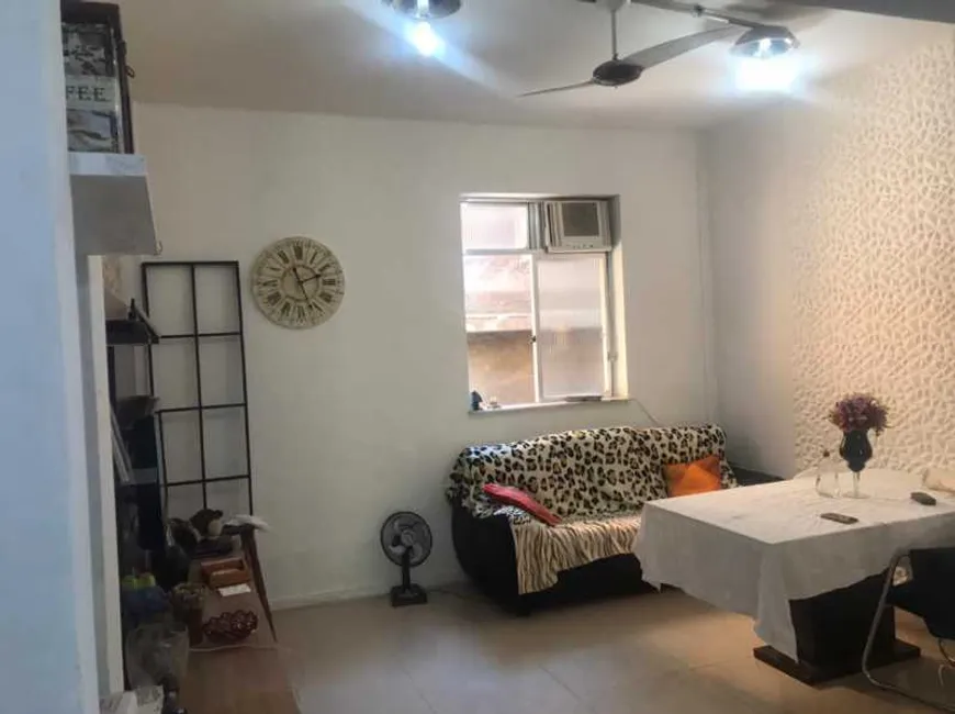 Foto 1 de Apartamento com 3 Quartos à venda, 90m² em Centro, Rio de Janeiro