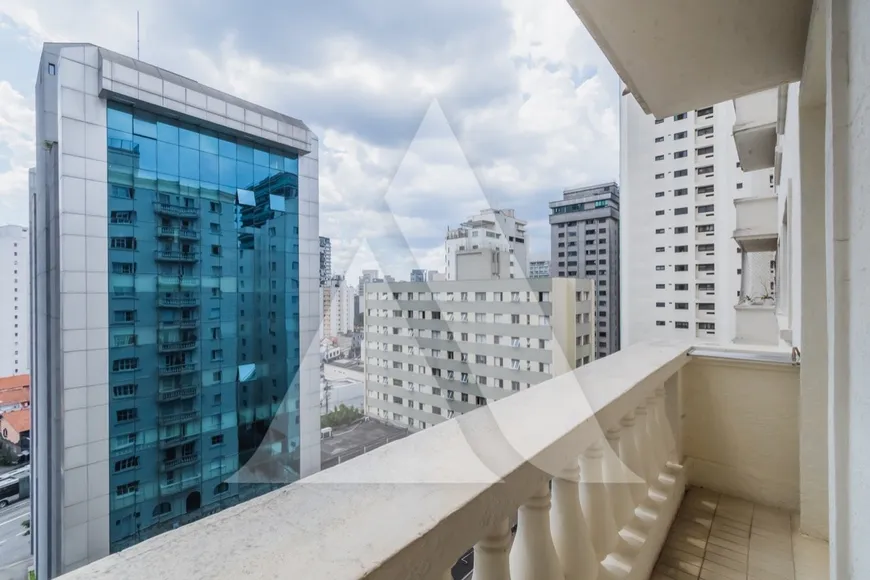 Foto 1 de Apartamento com 3 Quartos à venda, 127m² em Moema, São Paulo