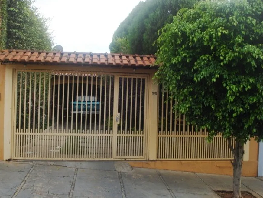 Foto 1 de Casa com 3 Quartos à venda, 220m² em Jardim Sao Carlos, São Carlos