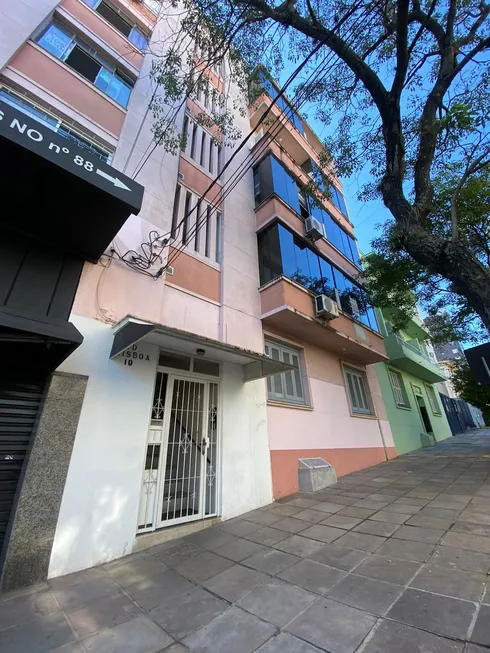 Foto 1 de Apartamento com 2 Quartos à venda, 70m² em São João, Porto Alegre